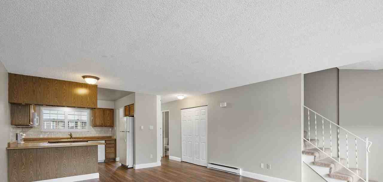 227 Smithridge Park - Photo 2 of 17