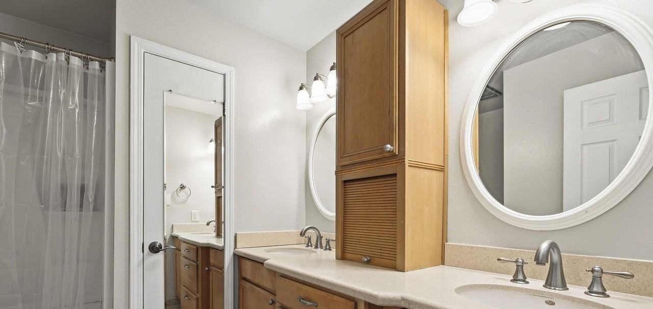 227 Smithridge Park - Photo 6 of 17