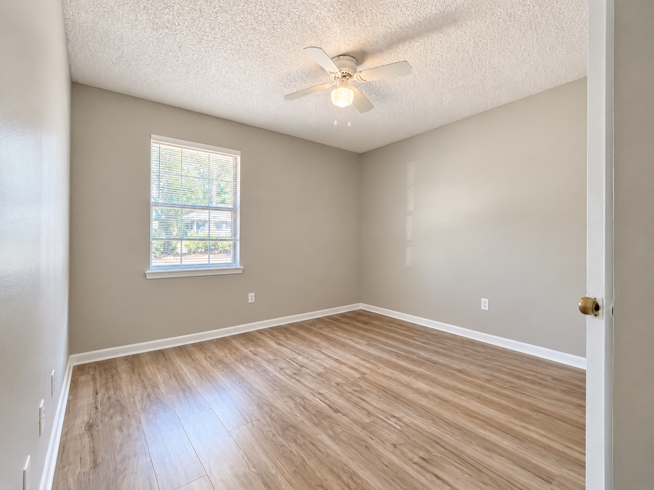 2 Kim Ln - Photo 7 of 7