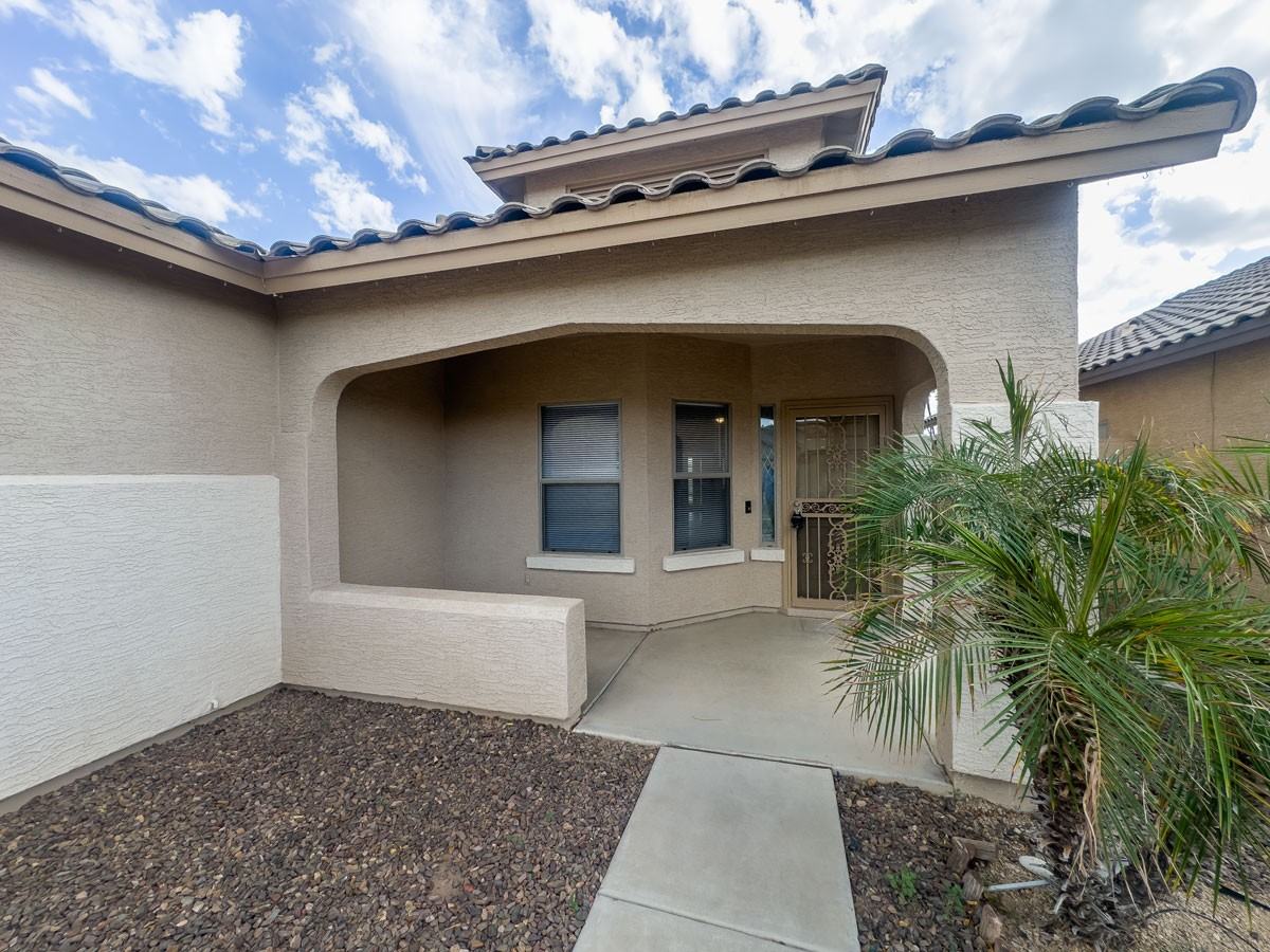 13009 W Sheila Ln - Photo 2 of 22
