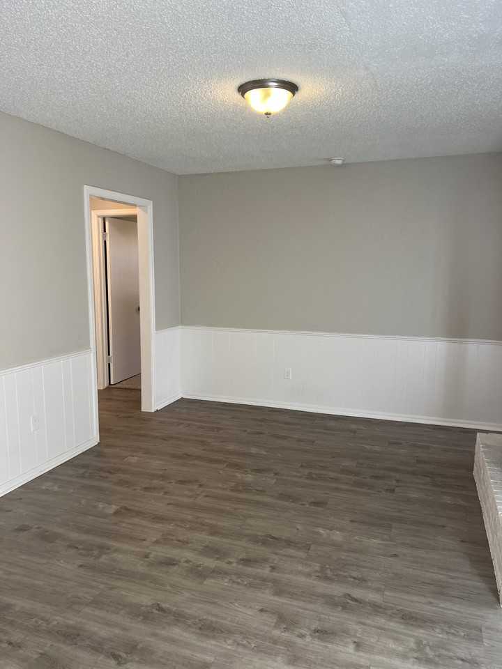 24 Allenhurst Ave - Photo 3 of 18