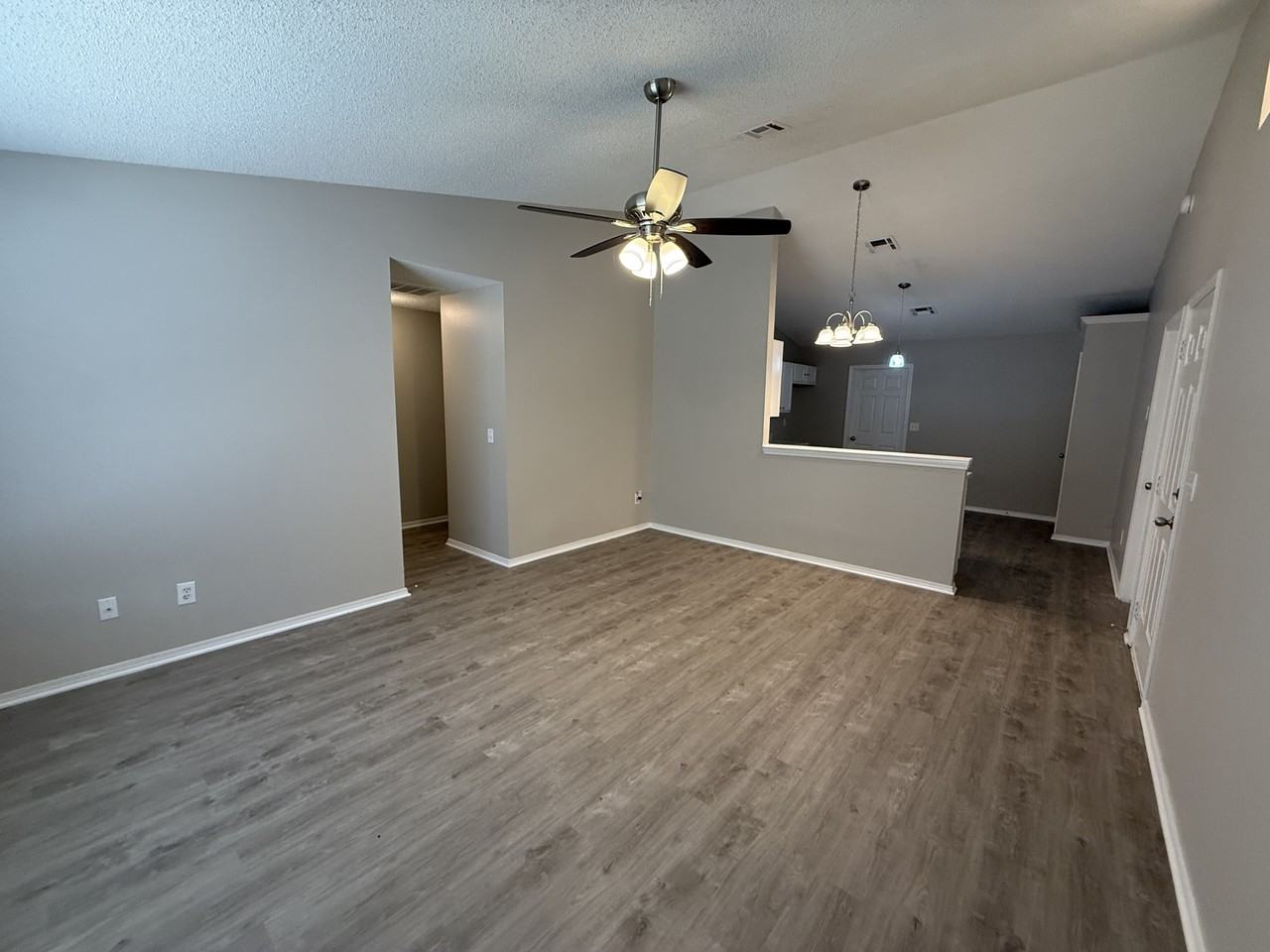 9006 N 149th East Ave - Photo 5 of 20