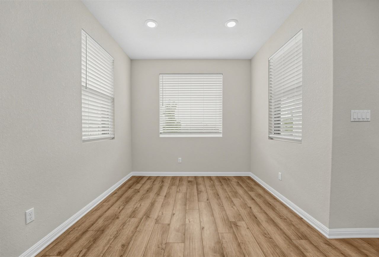 209 Swinging H Ln - Photo 7 of 28