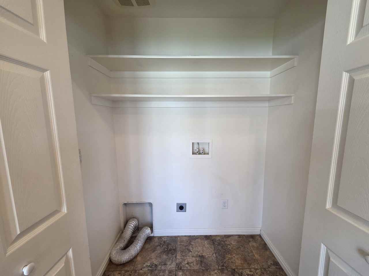 222 Robison Dr - Photo 7 of 15