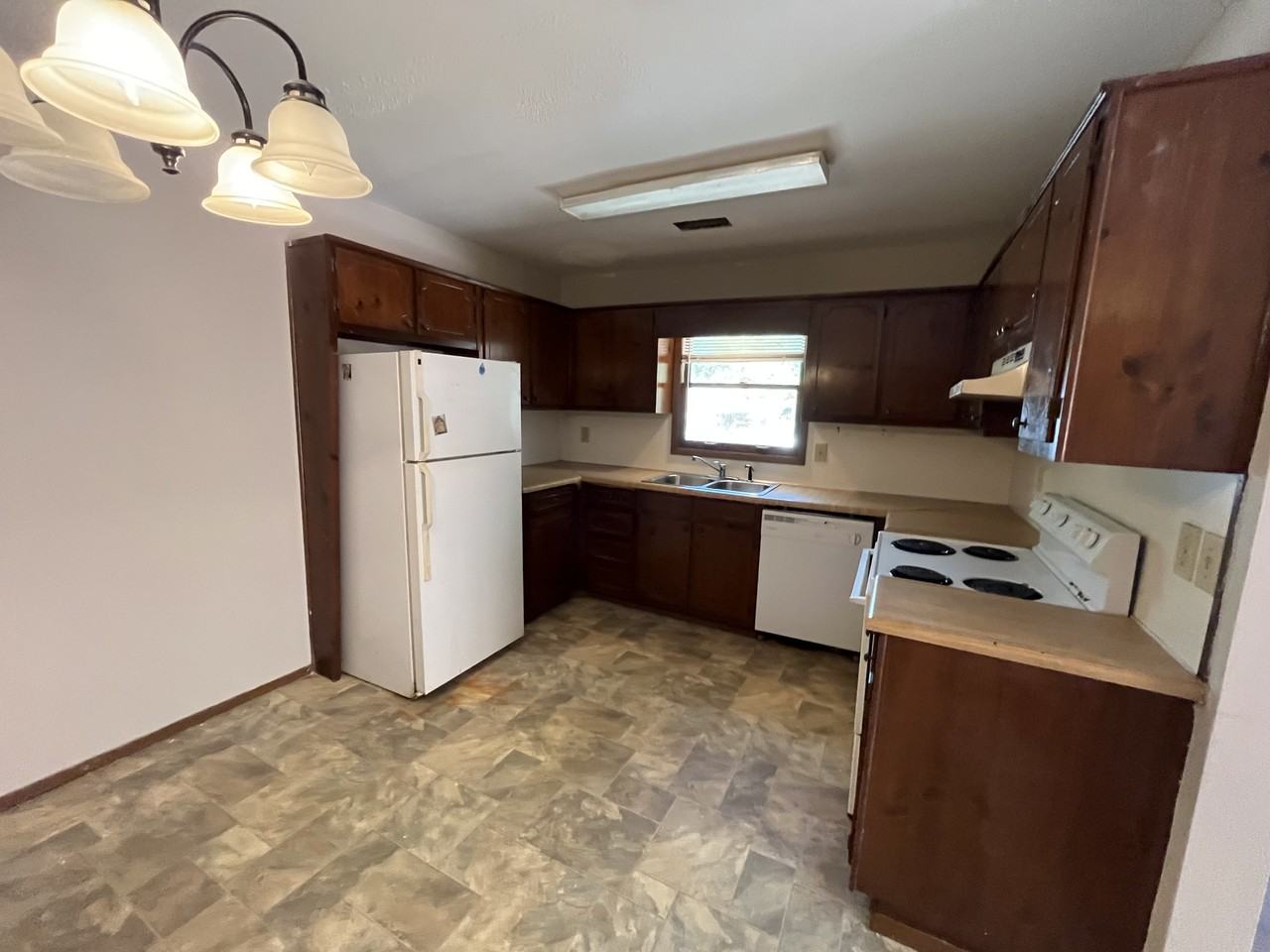 10 S Creek Rd - Photo 2 of 22