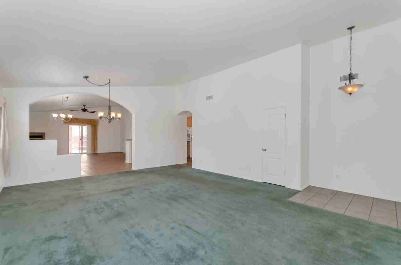 894 N Sugar Maple Pl - Photo 5 of 29