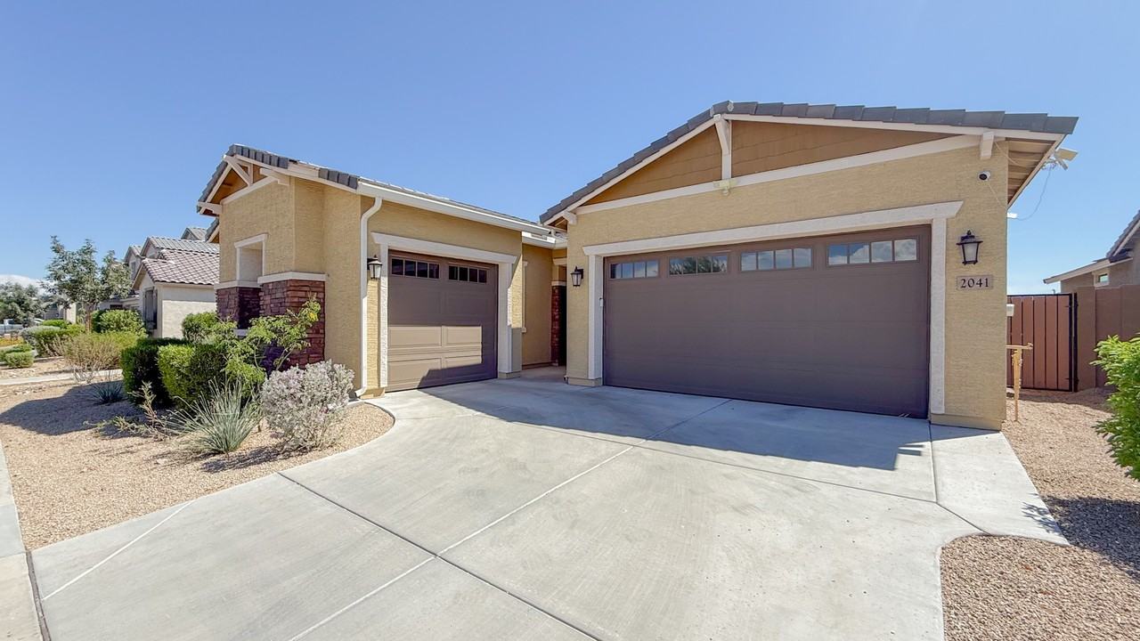 2041 W Sierra Sunset Trl - Photo 3 of 3