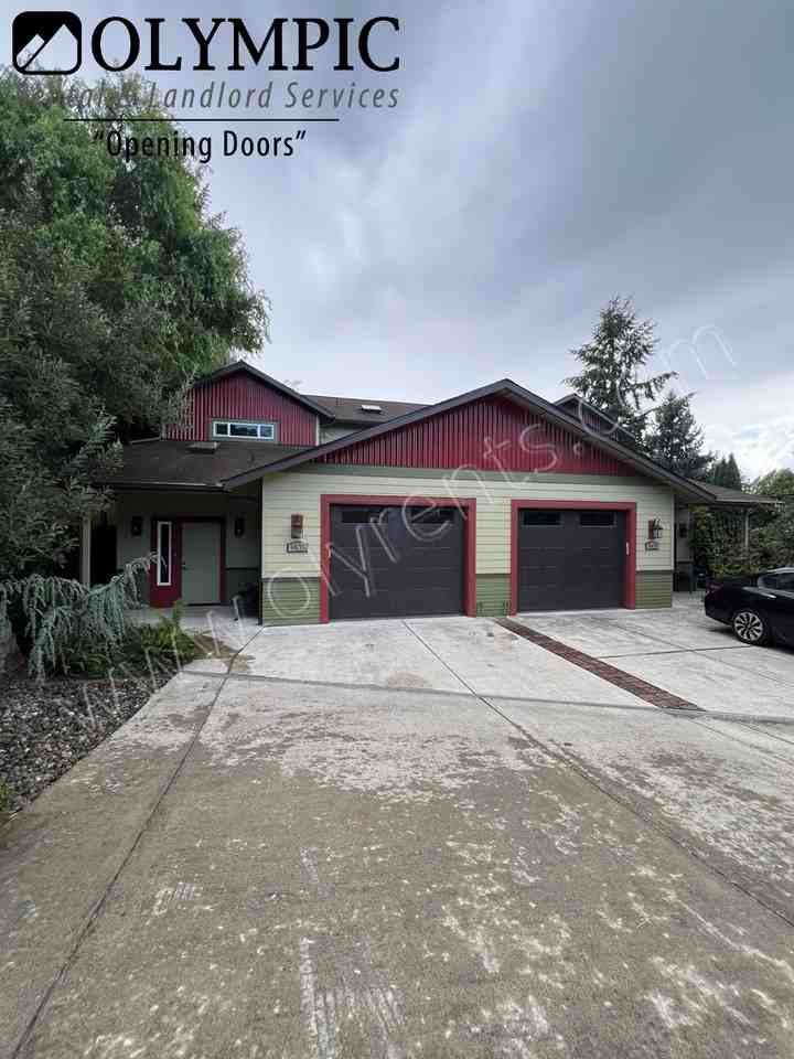 1403 5th Ave Se - Photo 2 of 32