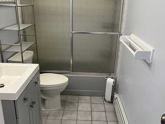 28 Lexington Ave - Photo 5 of 6
