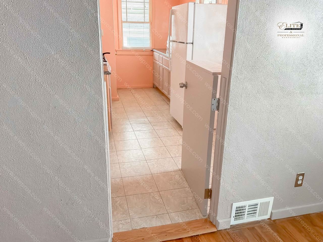 601 Josephine St - Photo 6 of 16