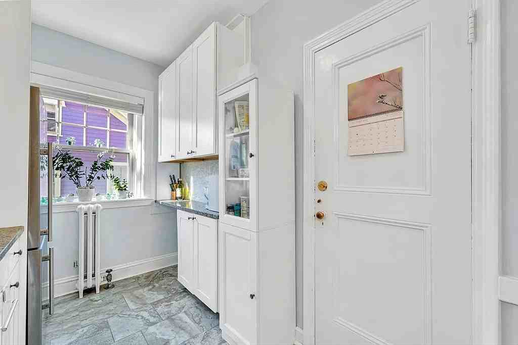 20 Chestnut St #205 - Photo 3 of 11