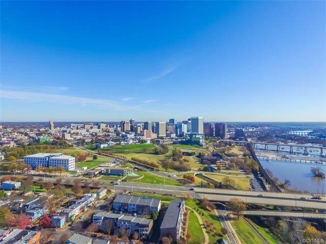 729 South Laurel Street - Photo 3 of 29