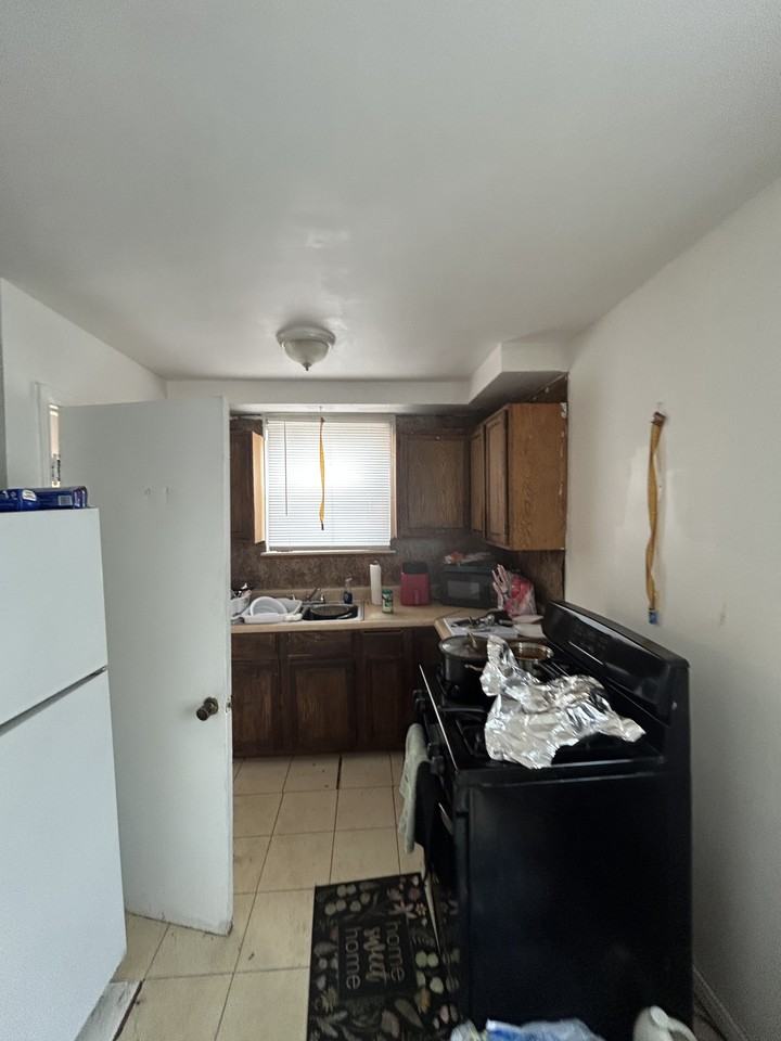 10317 Morley St - Photo 3 of 4