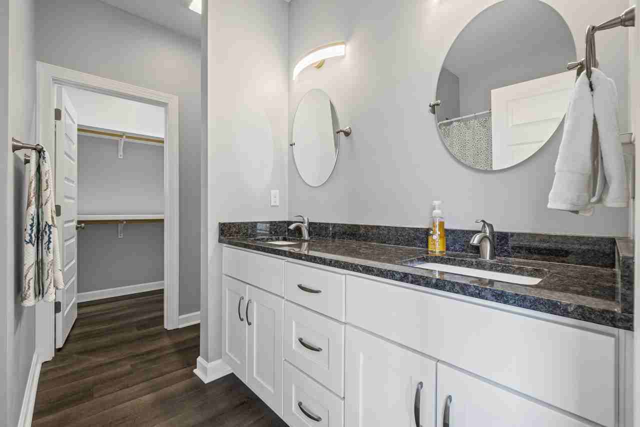 304 Sailors Way - Photo 4 of 18