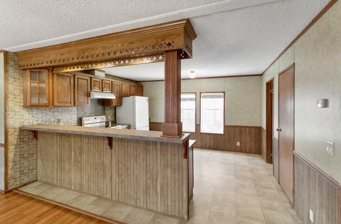 59 Tanner Rd #1 - Photo 4 of 12