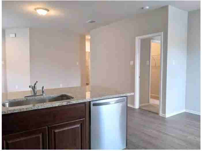 14627 Latigo Loop - Photo 3 of 7