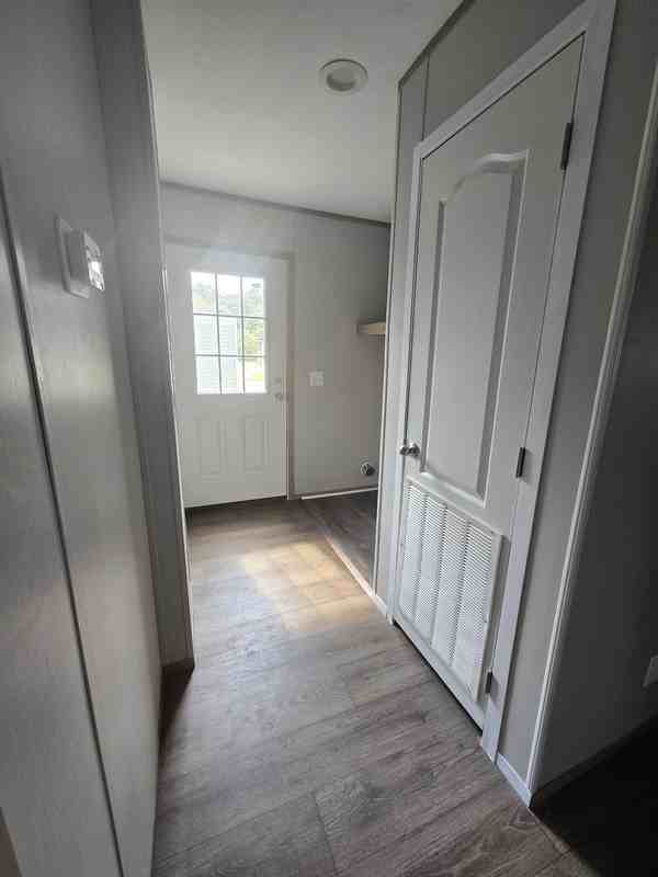 1934 Boxwood Ln - Photo 7 of 16