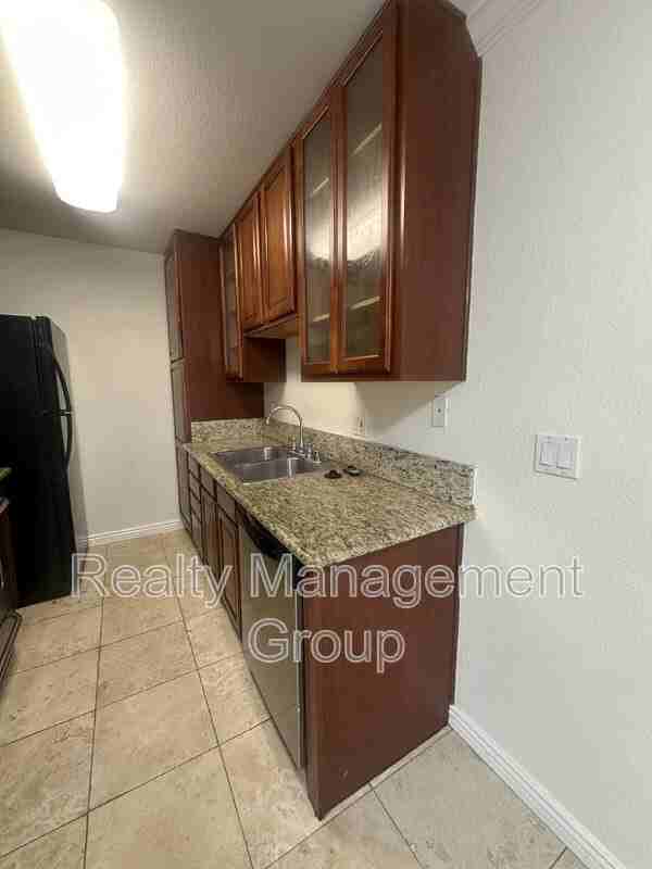 5417 Lake Murray Blvd #6 - Photo 5 of 16