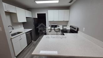 1801 3rd Court SE E - Photo 1 of 1