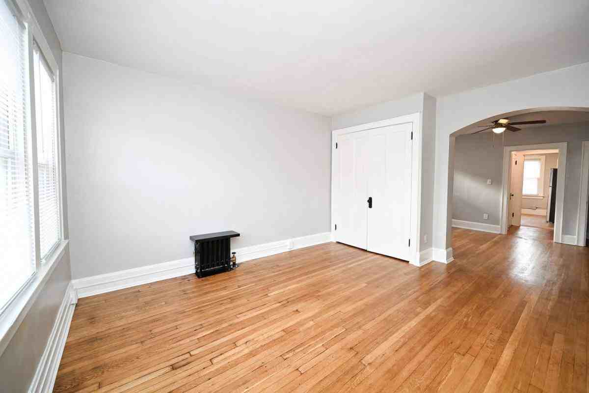 4005 Huston Ave #5 - Photo 2 of 10
