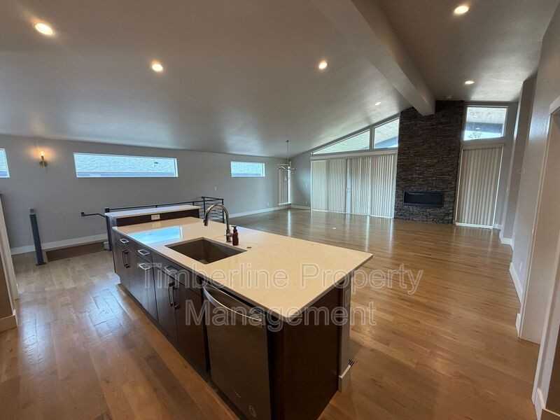 3830 Bierstadt Lake Ct - Photo 5 of 18