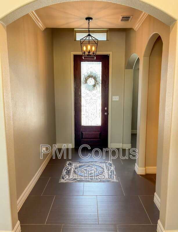 3701 Nahid Ct - Photo 3 of 24