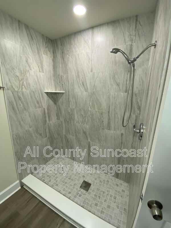 768 16th St - Photo 6 of 15