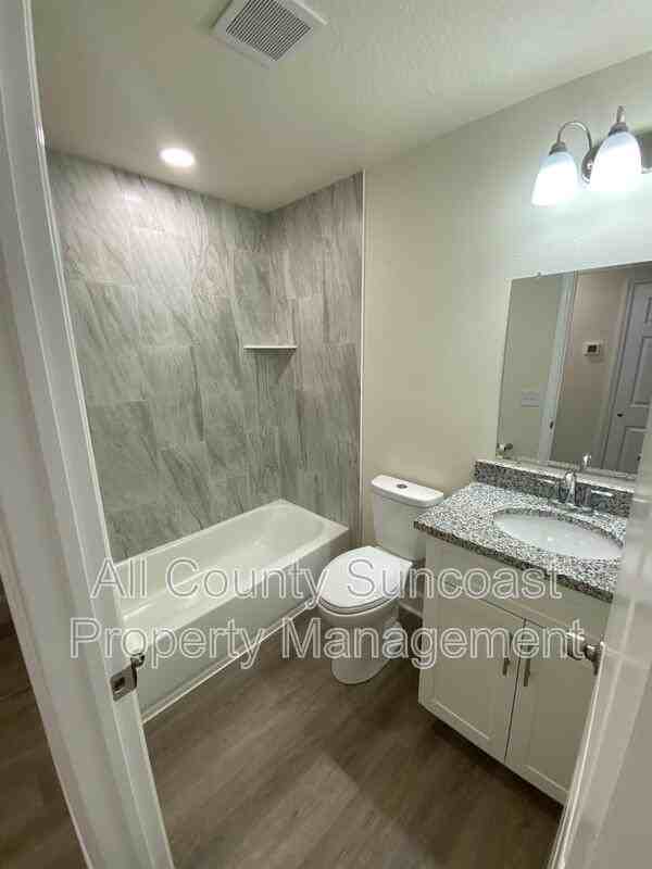 768 16th St - Photo 7 of 15