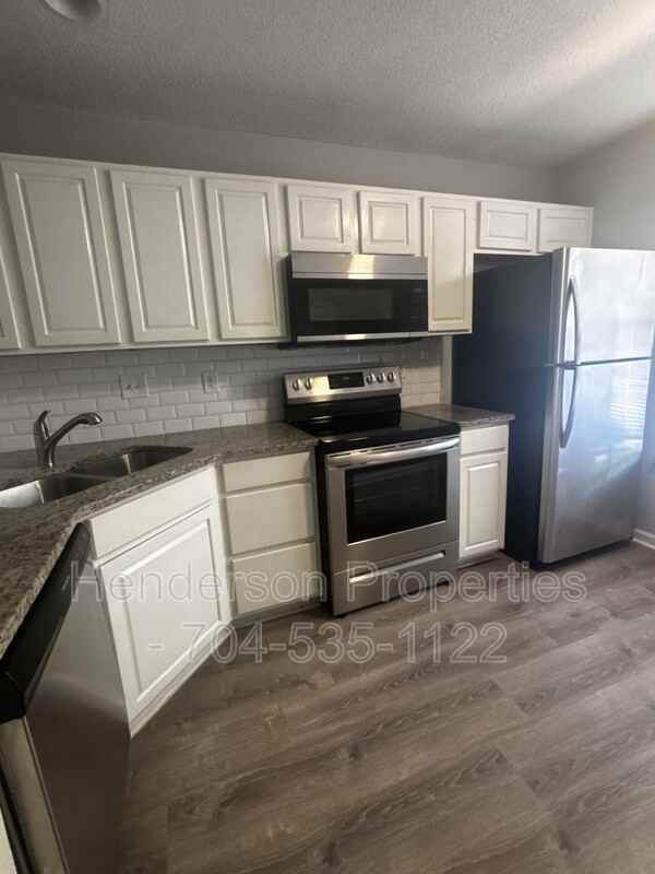 6856 Cypress Tree Ln - Photo 2 of 11