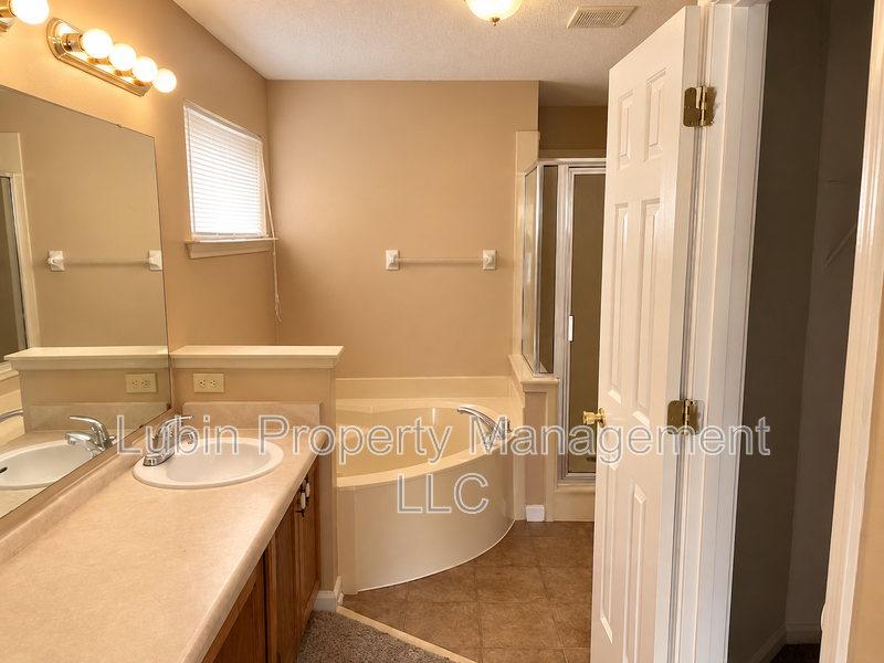 5474 Hidden Meadows Dr - Photo 6 of 7
