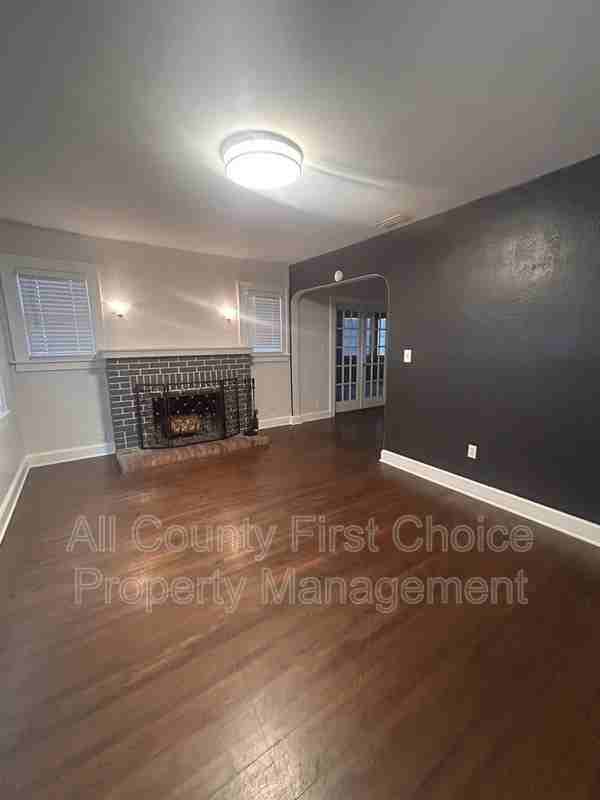 2511 55th Ave N - Photo 2 of 22