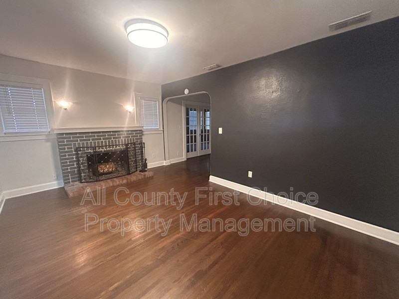 2511 55th Ave N - Photo 3 of 22