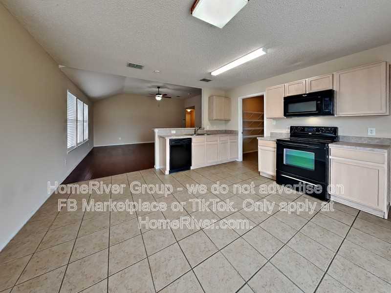 407 Ashland Dr - Photo 7 of 27