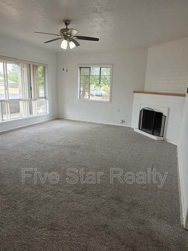 112 E 13th St - Photo 6 of 23