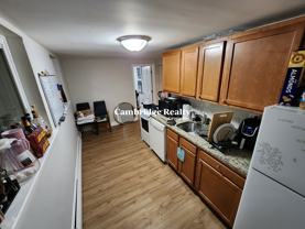 69 Chiswick Rd #2T - Photo 1 of 1