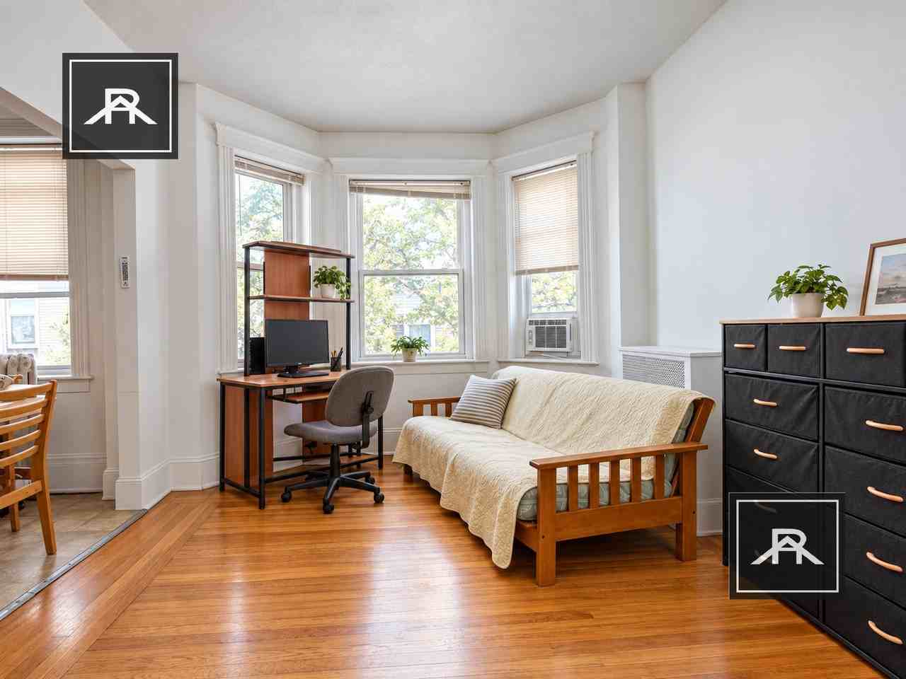 1086 Commonwealth Ave #102 - Photo 4 of 12