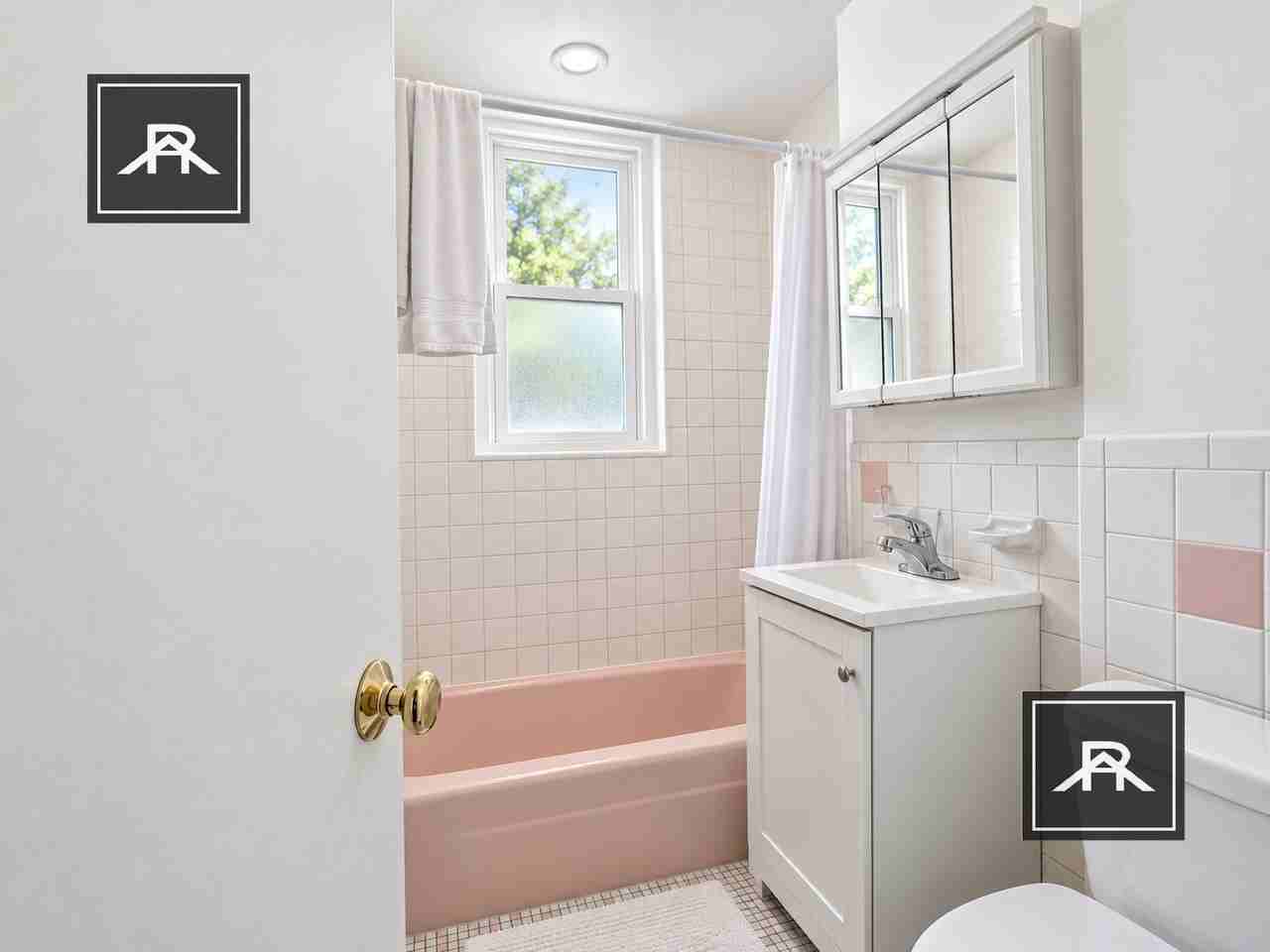 1086 Commonwealth Ave #102 - Photo 6 of 12