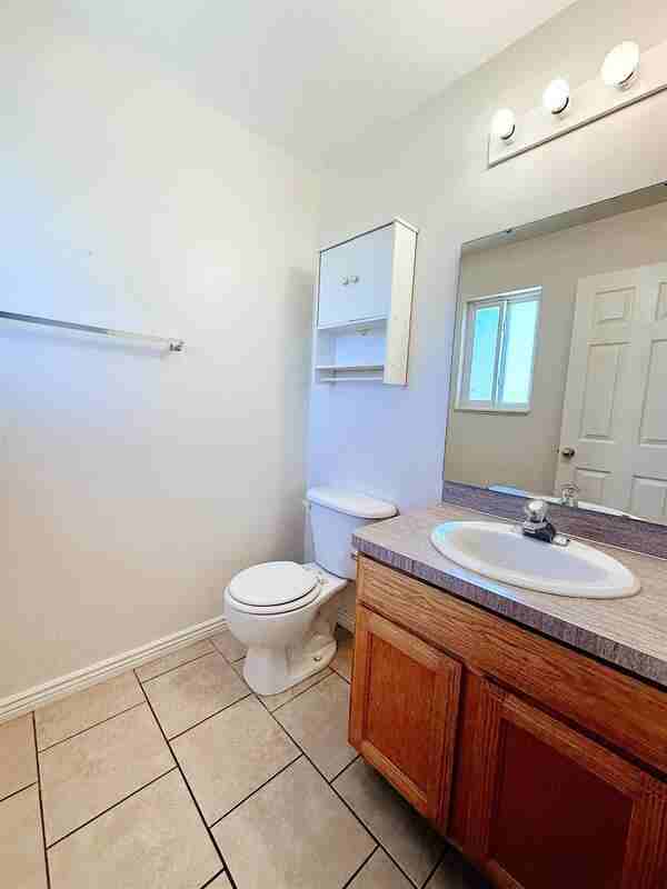 828 E Factory St #8 - Photo 5 of 13