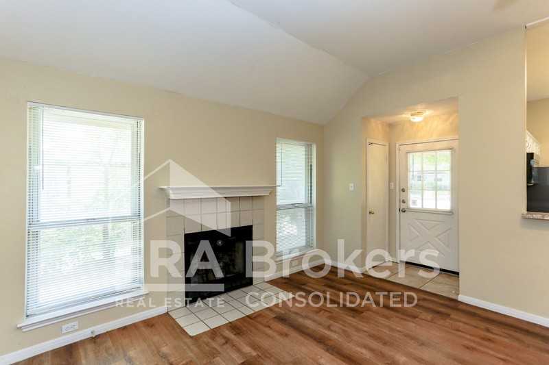 2407 Armadillo Dr - Photo 2 of 25