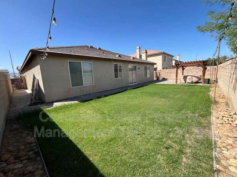 49126 Pluma Roja Pl - Photo 5 of 43