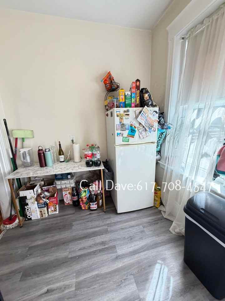1381 Commonwealth Ave #1 - Photo 7 of 11
