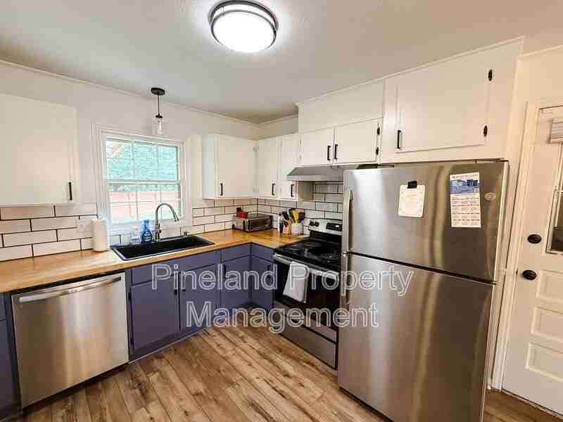 216 Haverhill Dr - Photo 7 of 22