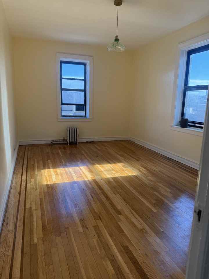 5009 Broadway #606 - Photo 6 of 6