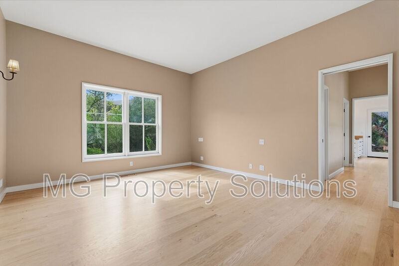 5151 Nicasio Valley Rd - Photo 4 of 50