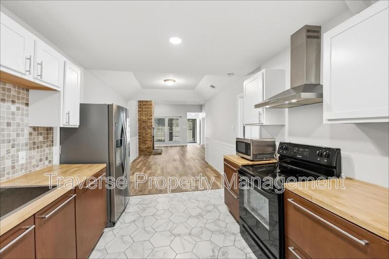 7806 Laver Ct - Photo 6 of 26