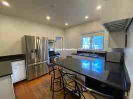 featured image of 76 Curtis St #2