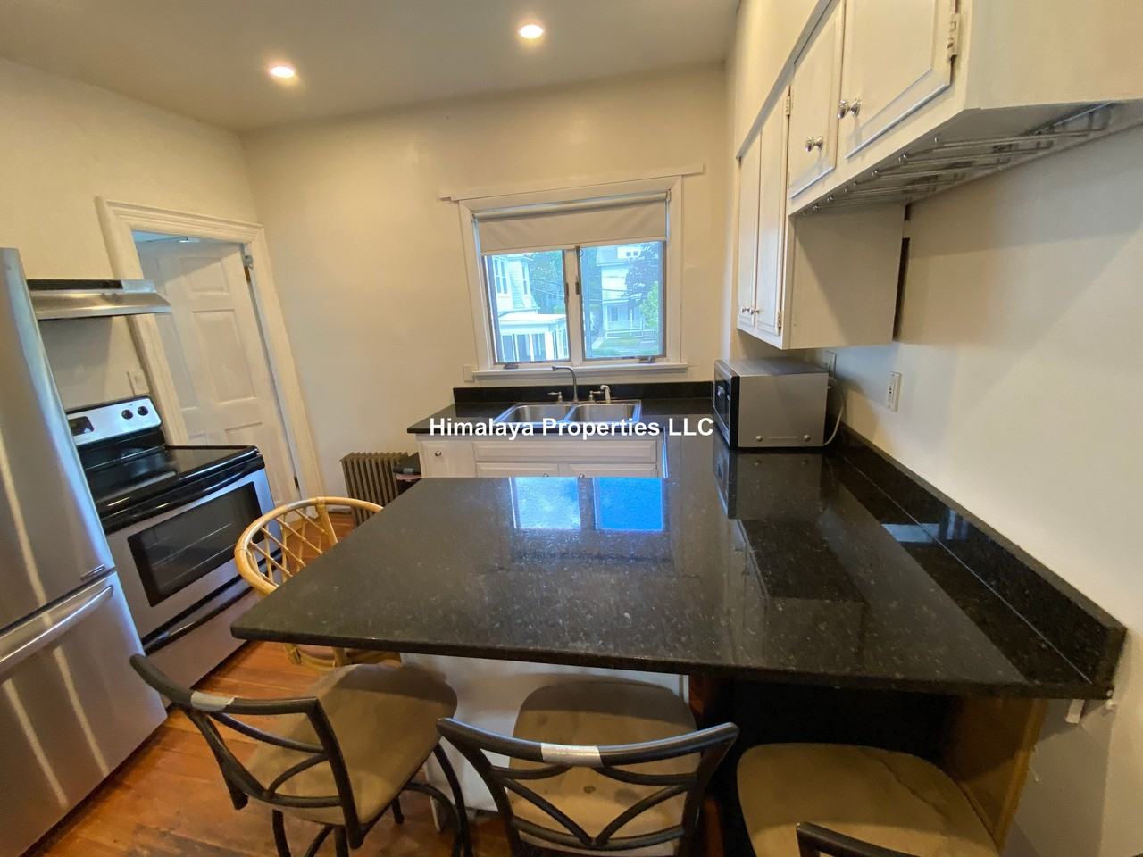 76 Curtis St #2 - Photo 3 of 10