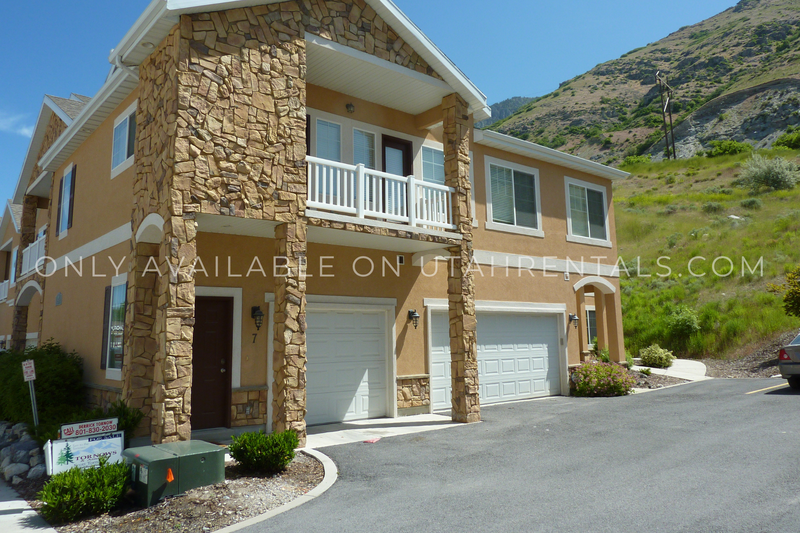1043 Canyon Meadow Dr #7 - Photo 2 of 9