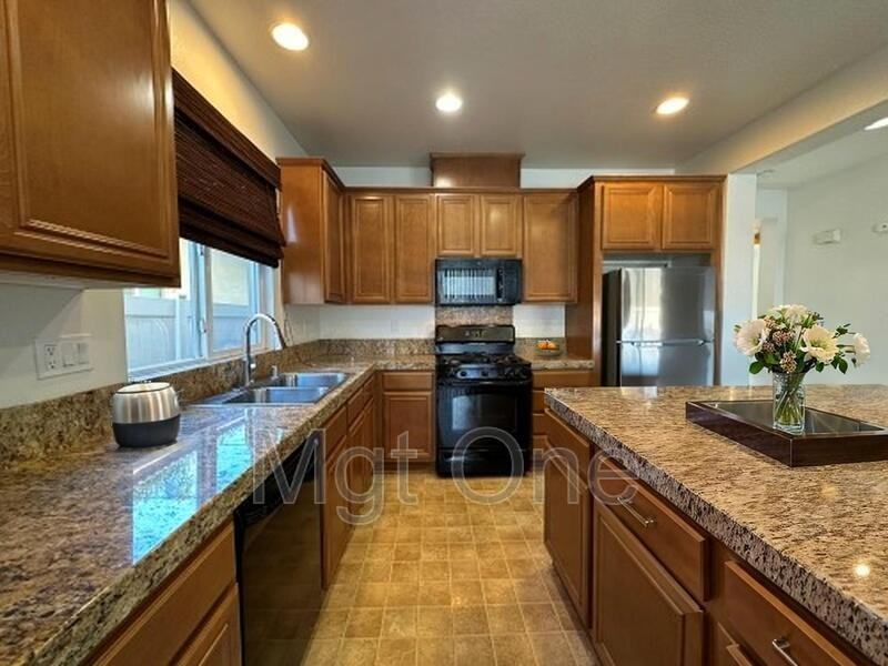 1242 English Oak Way - Photo 3 of 30