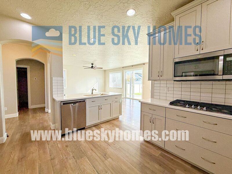 11737 W Pachino Dr - Photo 7 of 23